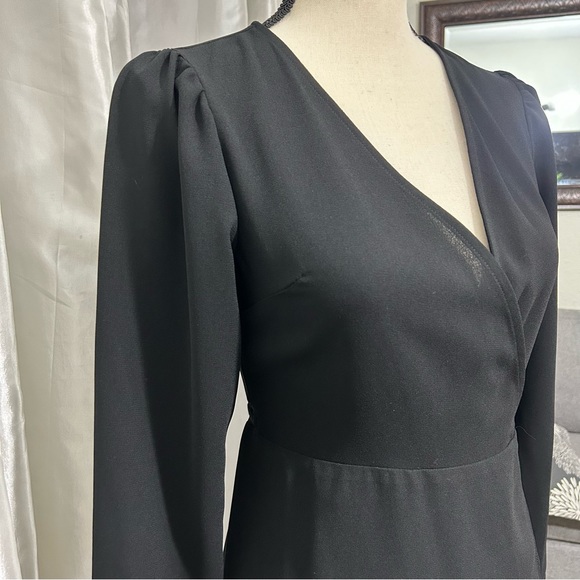 NWT Topshop Women’s Surplice Wrap Mini Dress Long Sleeve Black Sz 4 - Picture 4 of 16